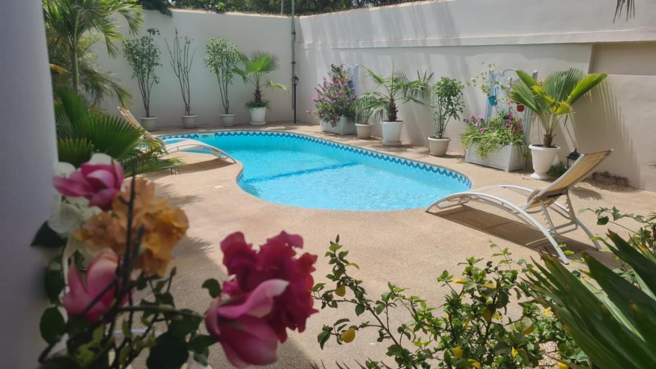 Villa Ngore Saly Екстер'єр фото