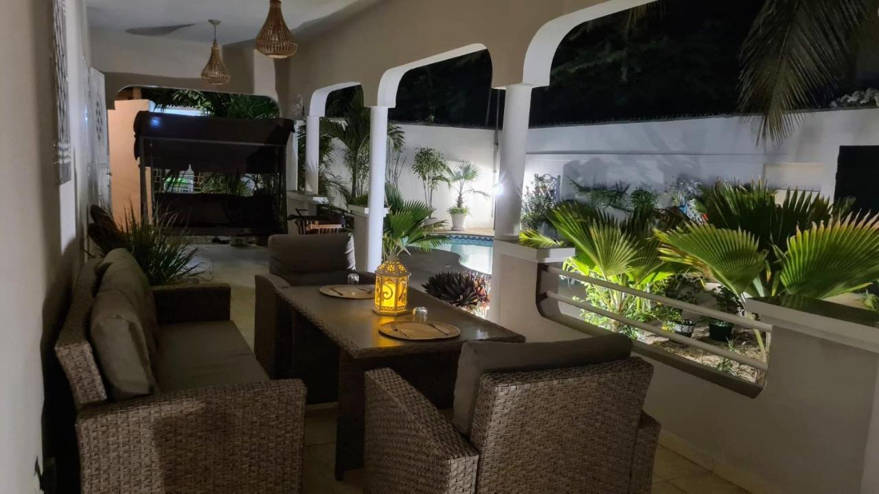 Villa Ngore Saly Екстер'єр фото