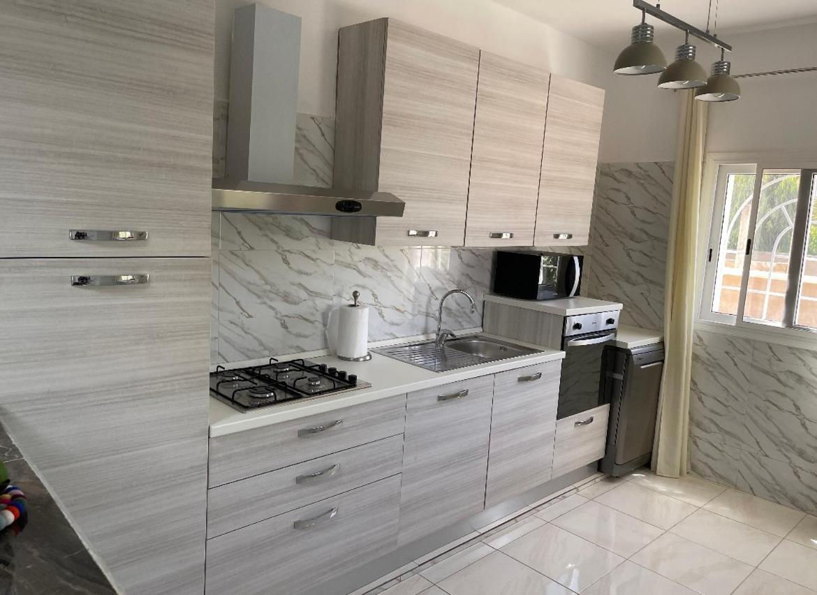 Villa Ngore Saly Екстер'єр фото