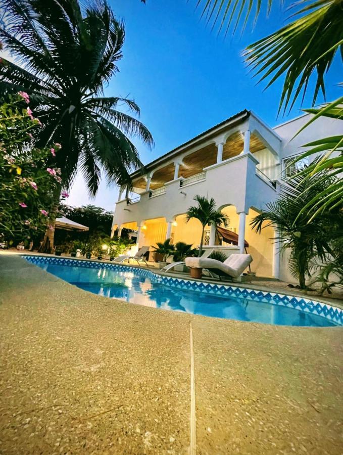 Villa Ngore Saly Екстер'єр фото