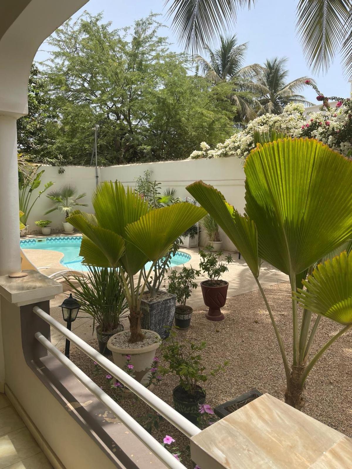 Villa Ngore Saly Екстер'єр фото