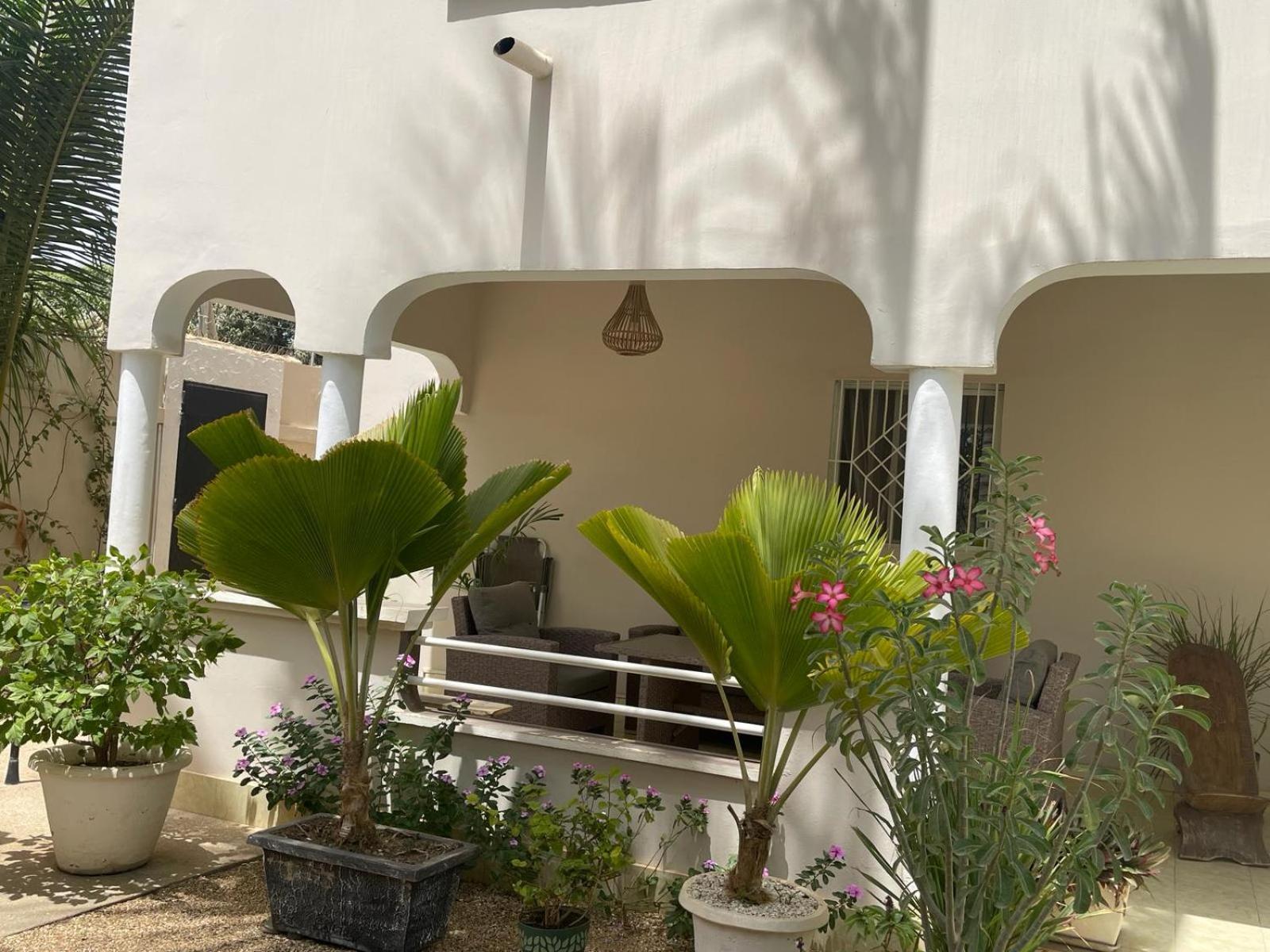 Villa Ngore Saly Екстер'єр фото